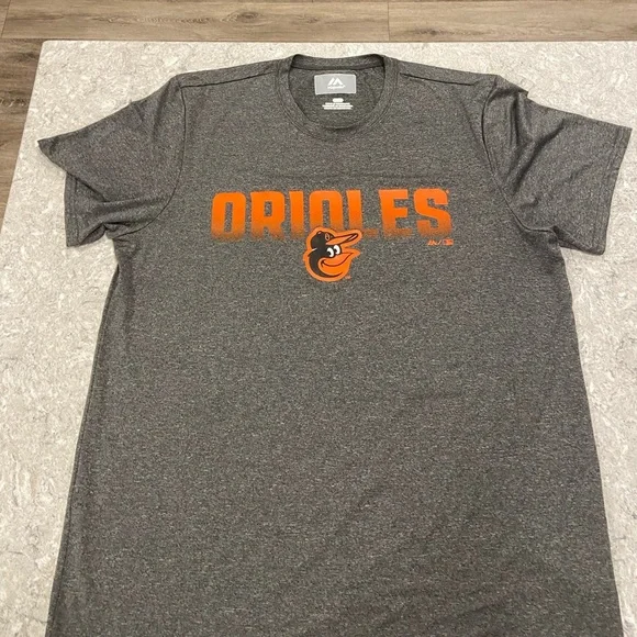 Baltimore Orioles MLB Majestic Charcoal T-Shirt-Large - Picture 1 of 6